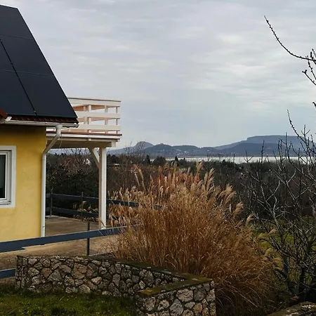 Ferienhaus Seasons & Connections *