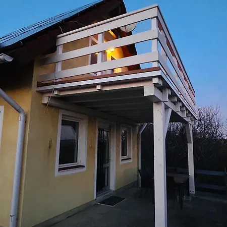 Seasons & Connections Ferienhaus Balatongyörök