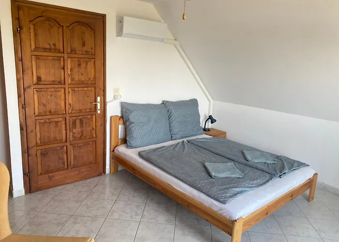 Дом отдыха Seasons & Connections Балатондьёрёк